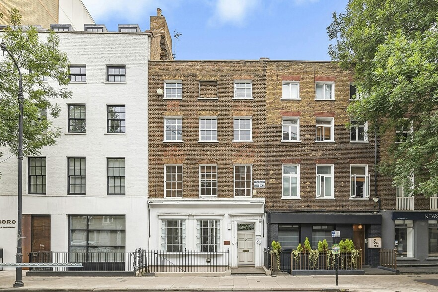 72 Charlotte St, London to rent - Building Photo - Image 1 of 9