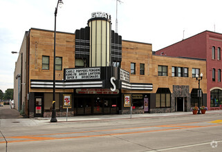 35-41 Washington Ave E, Hutchinson, MN for sale Building Photo- Image 1 of 1