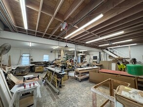 2290 Alahao Pl, Honolulu, HI to rent Building Photo- Image 2 of 4