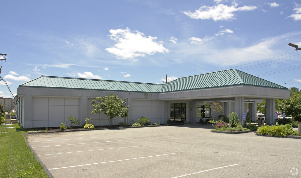 1028-1030 S Kirkwood Rd, Kirkwood, MO for rent - Building Photo - Image 3 of 4