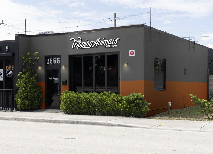 3555 N Dixie Hwy, Oakland Park, FL for sale - Primary Photo - Image 1 of 14