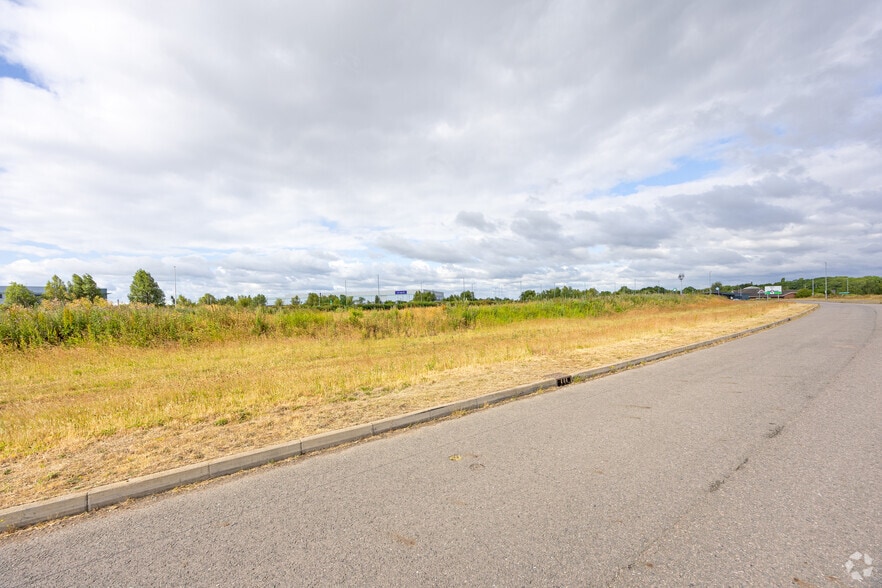 Godfrey Dr, Winthorpe for sale - Building Photo - Image 2 of 4