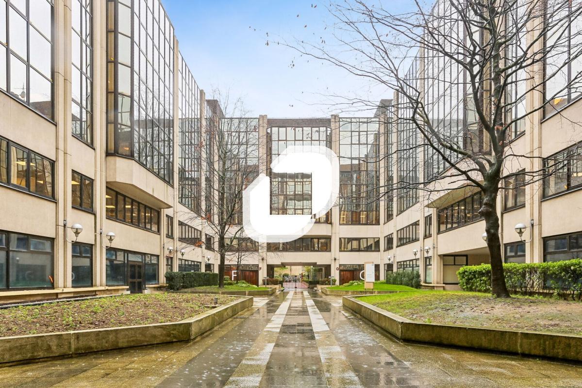 Office in Boulogne-Billancourt for sale Building Photo- Image 1 of 14