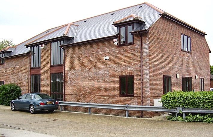 Vinnetrow Rd, Chichester for sale Primary Photo- Image 1 of 2