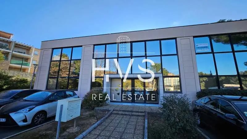 Location Bureaux 173 m² à 207 m² - Photo 1