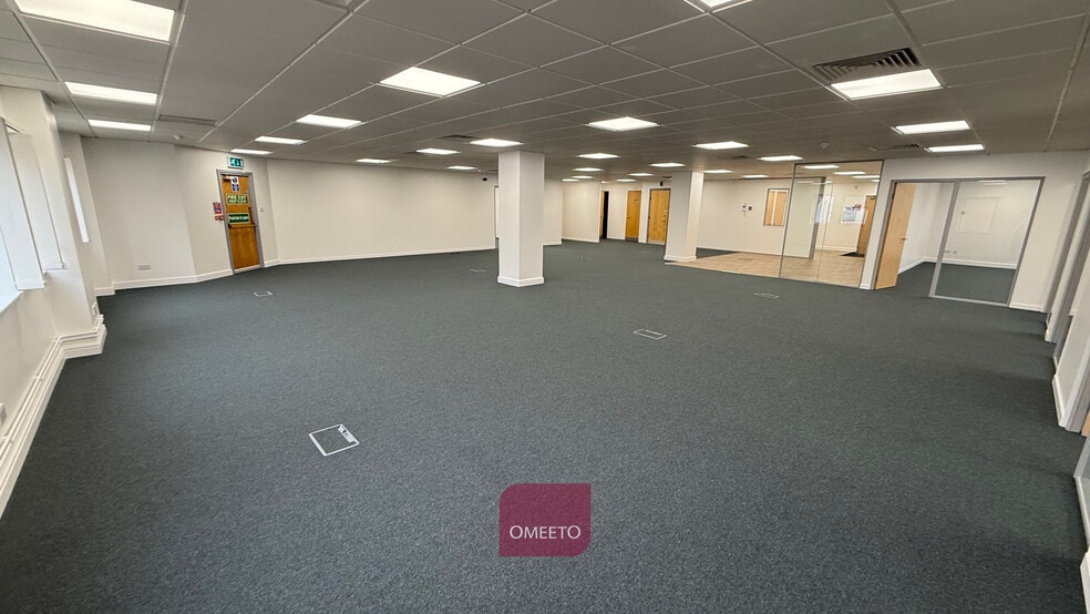 Green Ln, Derby to rent - Building Photo - Image 3 of 9