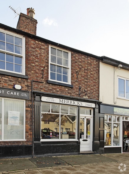 42 Main St, Frodsham to rent - Building Photo - Image 2 of 3