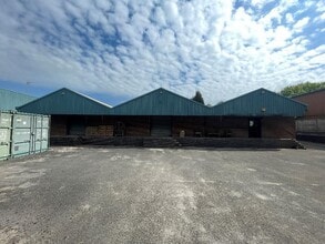 Spencroft Rd, Newcastle Under Lyme for sale Building Photo- Image 2 of 7
