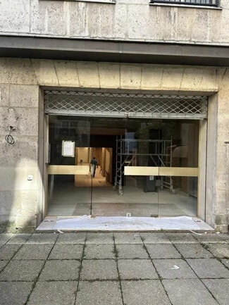 More details for 8 Rue De Thorigny, Paris - Retail to Rent