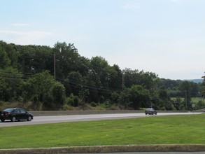 Benjamin Franklin Hwy, Douglassville, PA for sale Building Photo- Image 1 of 1