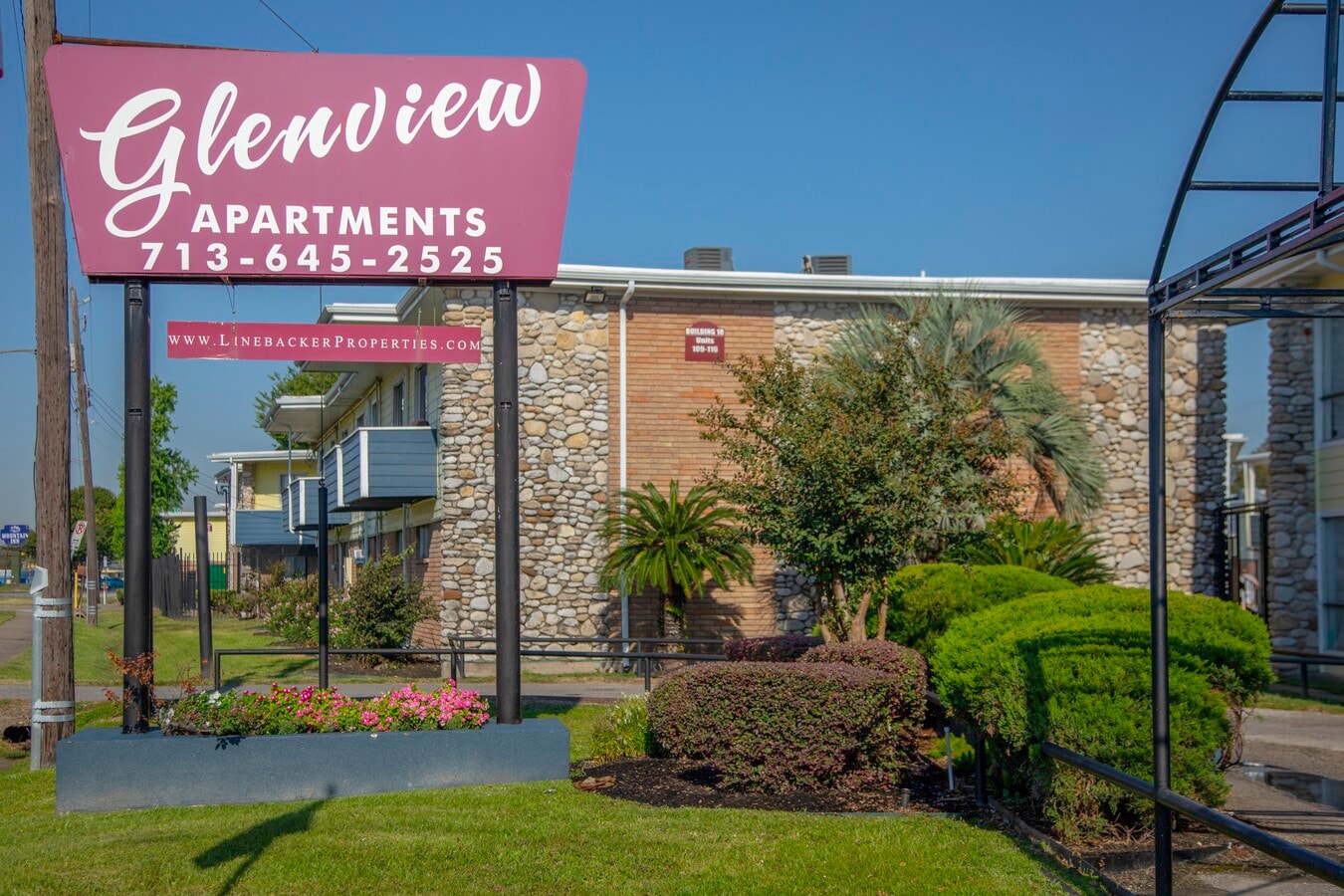 8311 Winkler Rd, Houston, TX 77017 Glenview Apartments UK