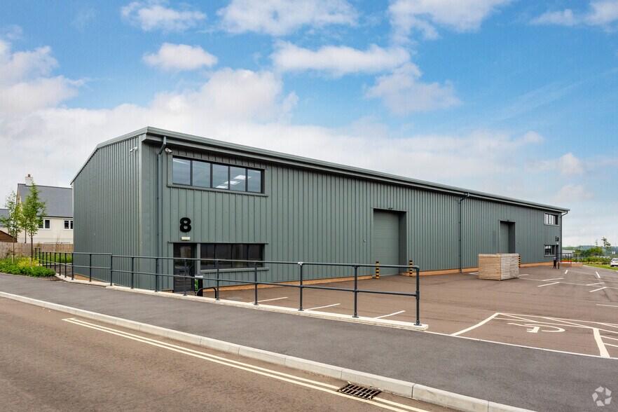 Park Ln, Corsham for sale - Building Photo - Image 1 of 1