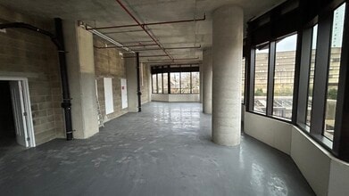 25 College Rd, Croydon to rent Interior Photo- Image 2 of 3