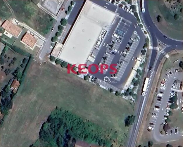 Route De Mirepoix, Fendeille for sale Building Photo- Image 1 of 5