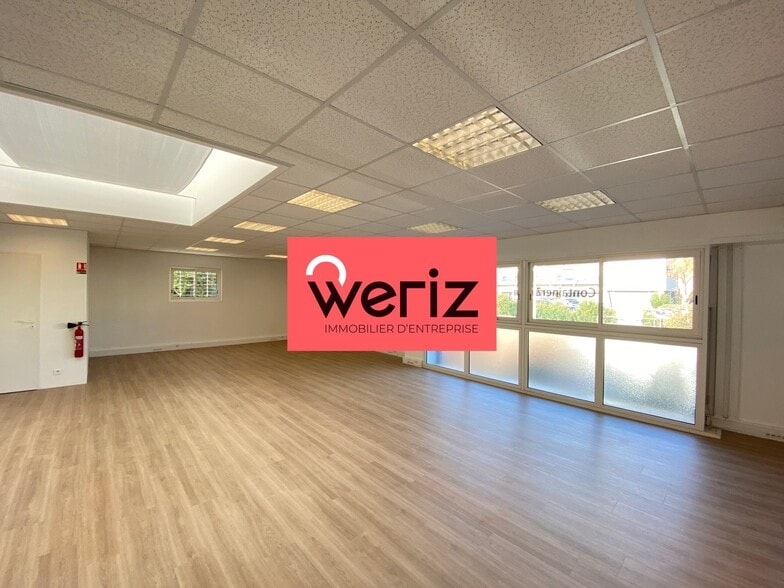 Office in Marseille to rent - Interior Photo - Image 2 of 8