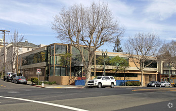 300 Grand Ave, Oakland, CA for rent Building Photo- Image 1 of 4