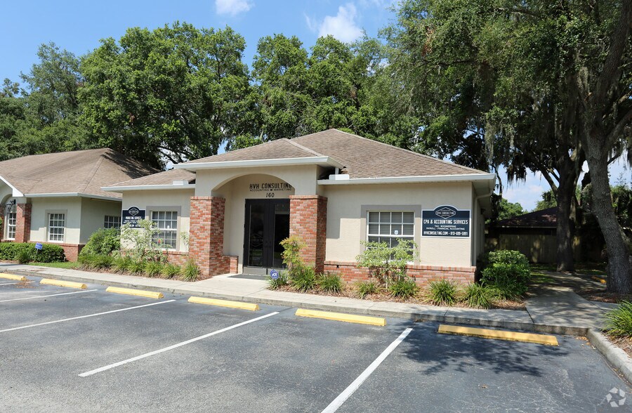 160 E Bloomingdale Ave, Brandon 33511 UK