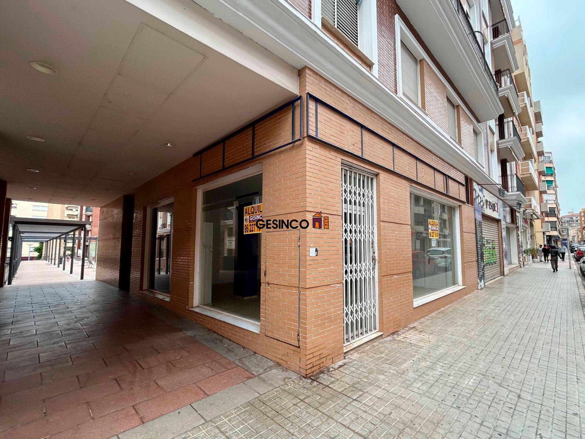 Retail in Xàtiva, Valencia to rent Primary Photo- Image 1 of 19