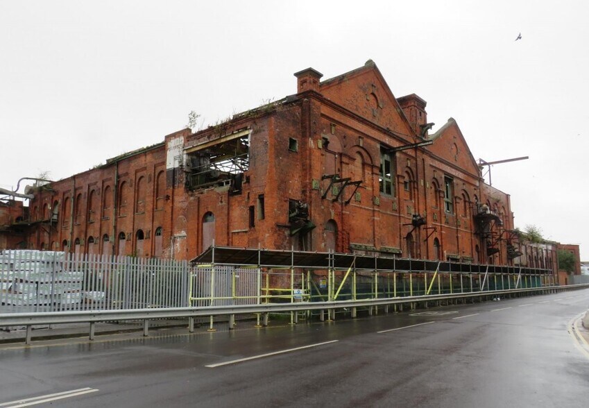 Murray St, Grimsby, DN31 3RD UK