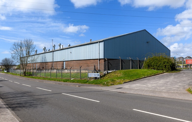 1 Heol Millward, Bridgend for sale - Building Photo - Image 2 of 8