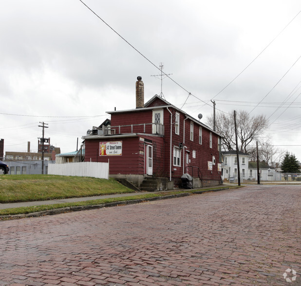 251 Hester Ave, Alliance, OH for rent - Building Photo - Image 2 of 2