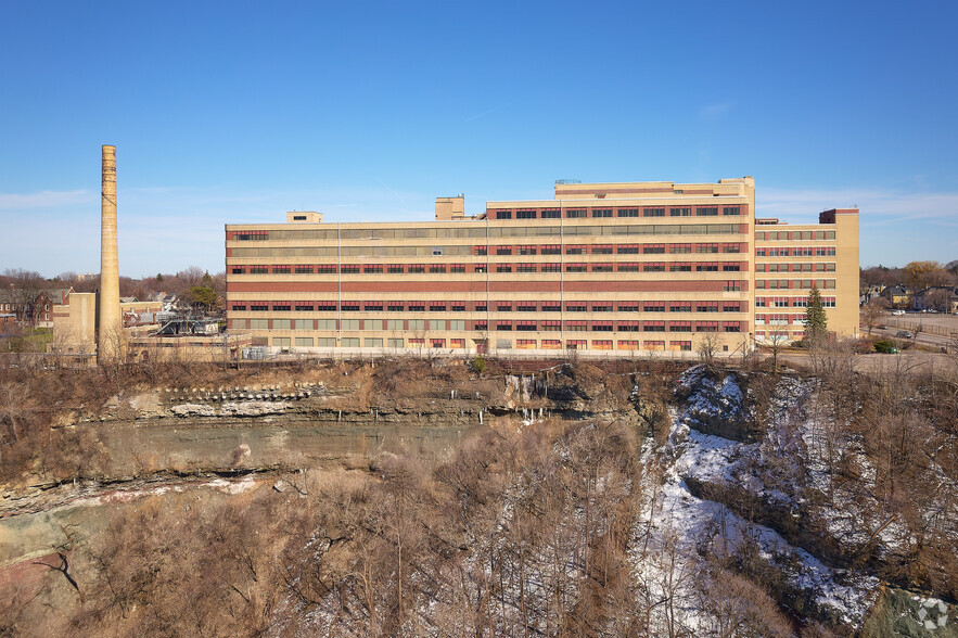 1405-1447 Saint Paul St, Rochester, NY for rent - Building Photo - Image 3 of 7