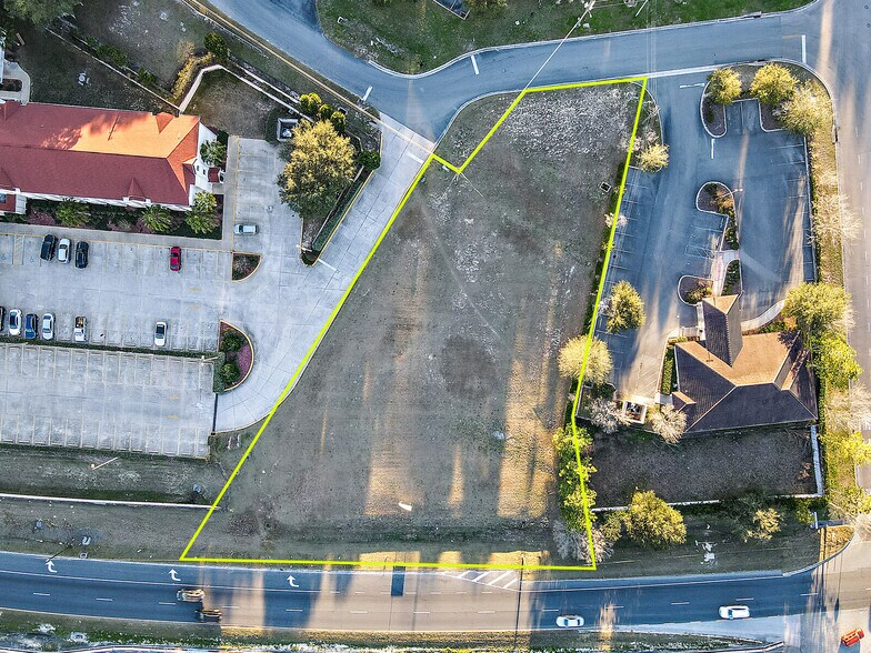 810 S Hwy 24/441, Lady Lake 32159 UK