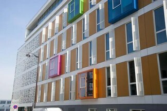 More details for 46-48 Rue René Clair, Paris - Office to Rent