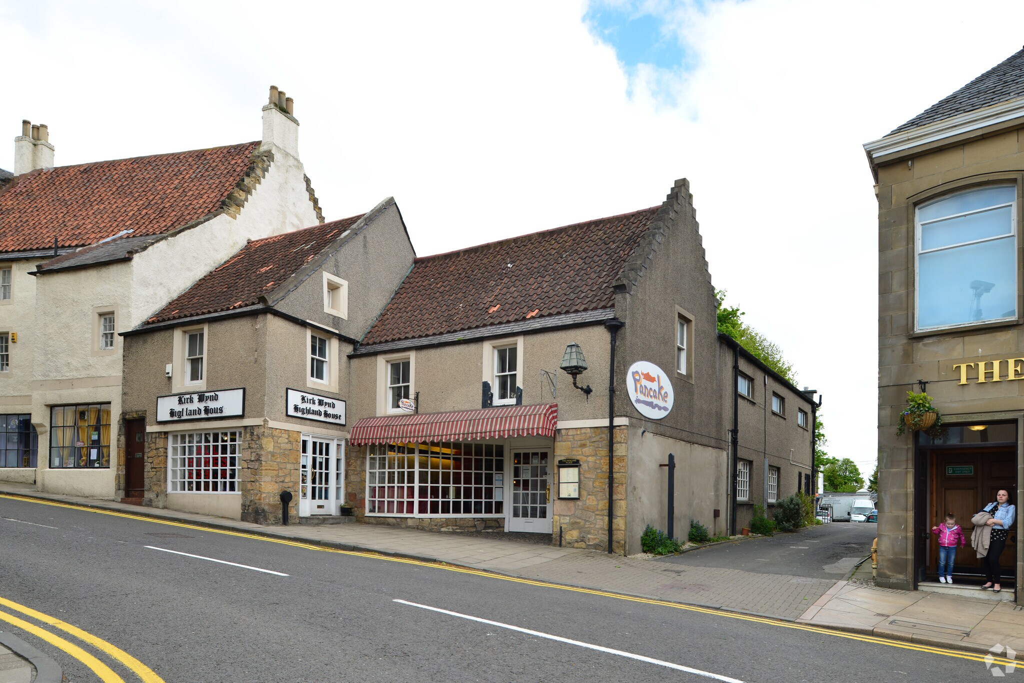 28-30 Kirk Wynd, Kirkcaldy for sale Primary Photo- Image 1 of 1