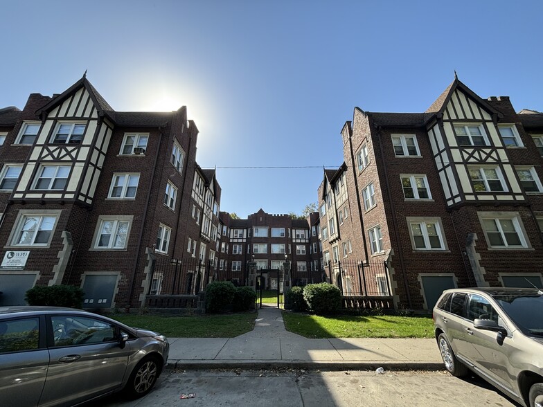 1131-1141 79th Pl, Chicago, IL for sale - Primary Photo - Image 1 of 2