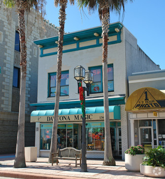 More details for 136 S Beach St, Daytona Beach, FL - Retail for Sale