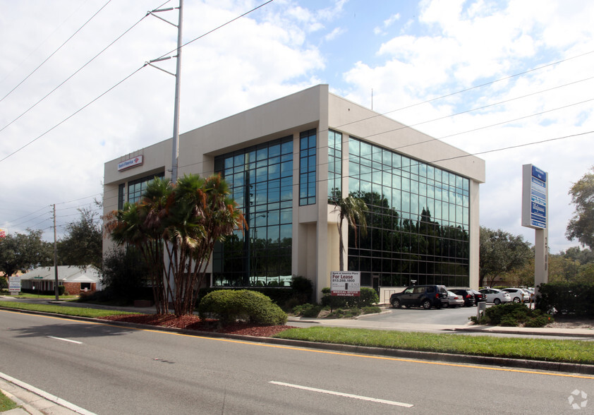 2700 W Dr Martin Luther King Jr Blvd, Tampa, FL for rent - Building Photo - Image 1 of 11