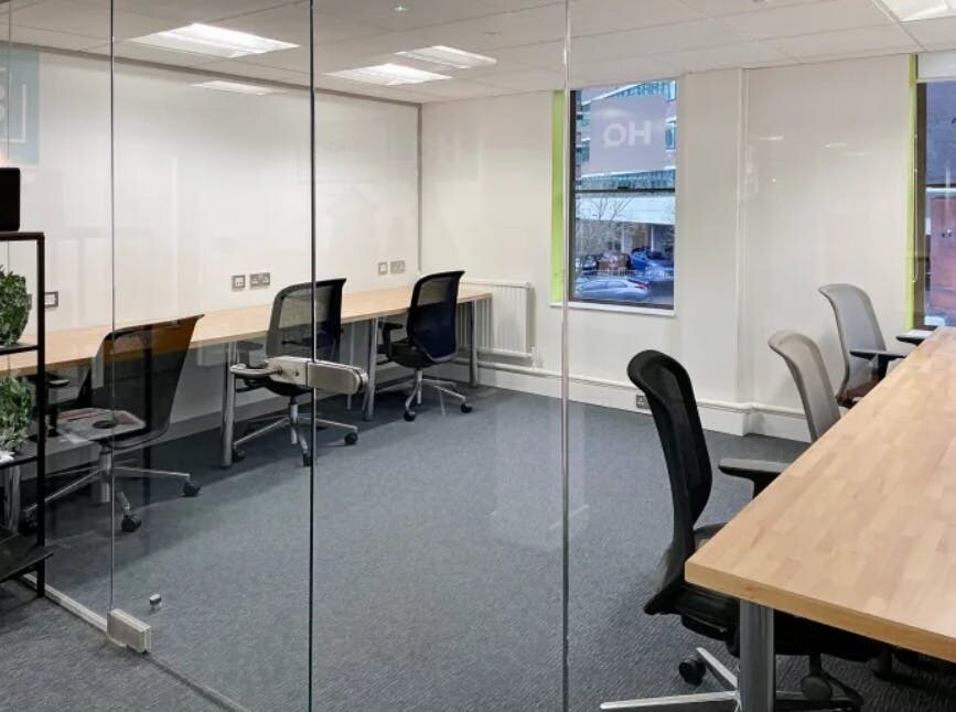 31 Stamford St, Altrincham to rent Building Photo- Image 1 of 11