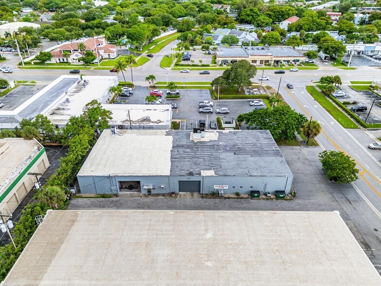 170 NW 16th St, Boca Raton, FL for sale - Building Photo - Image 2 of 16