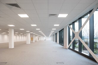 Culham Campus, Abingdon to rent Interior Photo- Image 2 of 14