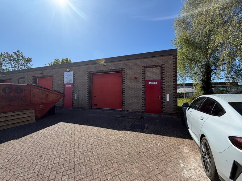 Enterprise Way, Kings Lynn to rent - Building Photo - Image 2 of 2