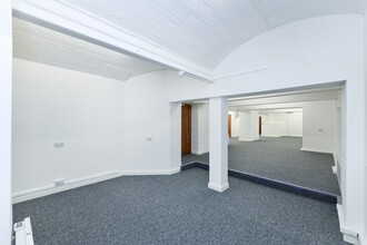 45 Park Row, Nottingham for rent Interior Photo- Image 1 of 6