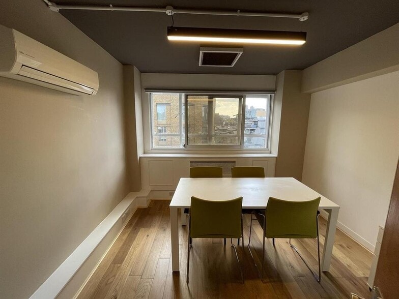 64 Great Eastern St, London to rent - Building Photo - Image 2 of 12