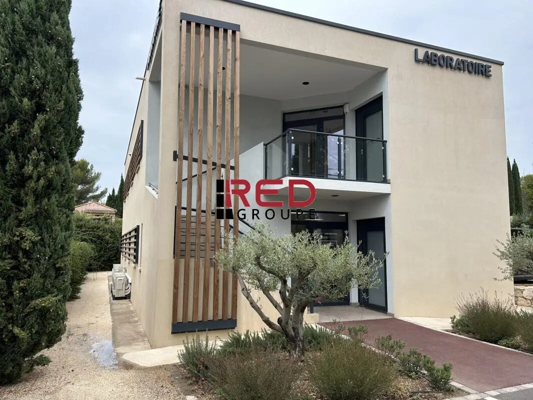 Office in Éguilles to rent Building Photo- Image 1 of 5