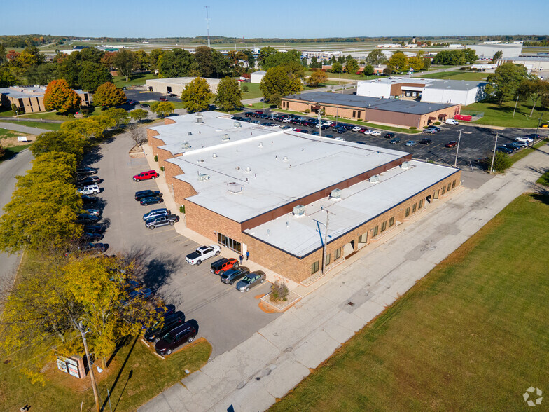 1608 Commerce Dr, South Bend, IN for rent - Aerial - Image 2 of 4