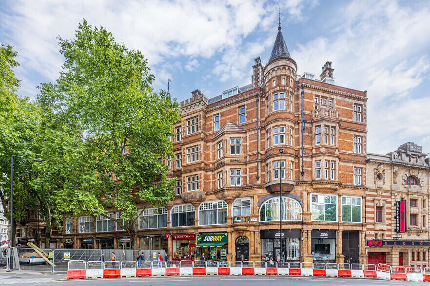 210-226 Shaftesbury Ave, London to rent - Building Photo - Image 3 of 5