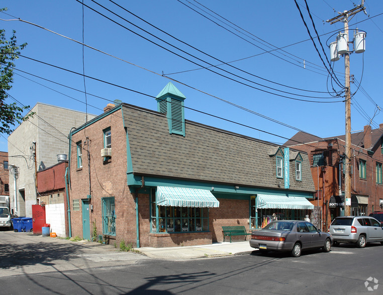 810 Bellefonte St, Pittsburgh, PA for sale - Primary Photo - Image 1 of 1