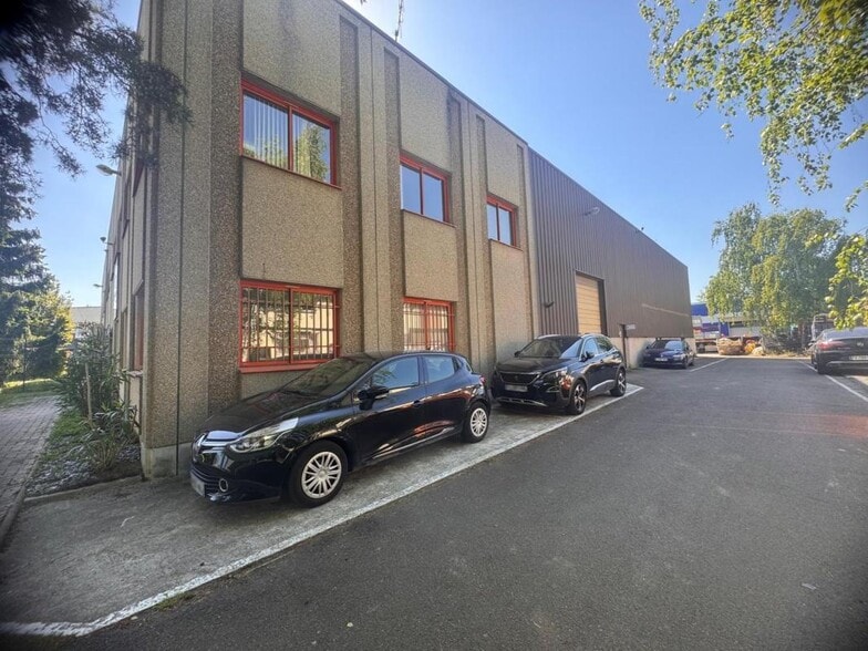 Light Industrial in Achères for sale - Building Photo - Image 2 of 8