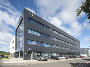 70 Pacific Quay, Glasgow for rent Building Photo- Image 1 of 17