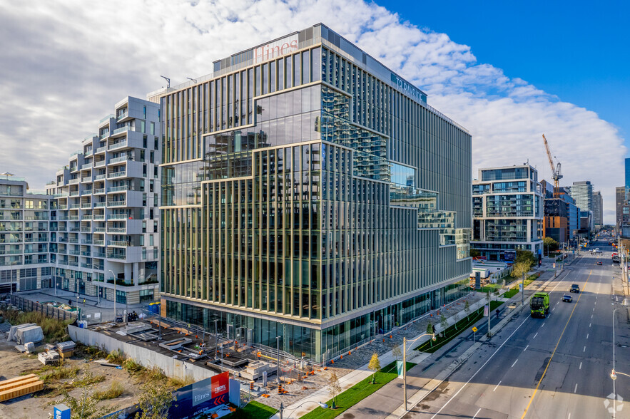 251 Queens Quay E, Toronto, ON for rent - Building Photo - Image 1 of 4