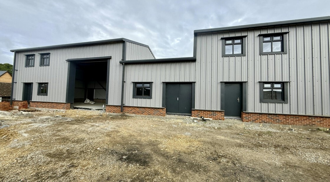 Ringwood Rd, Christchurch to rent Primary Photo- Image 1 of 4