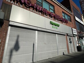 13527 Roosevelt Ave, Flushing, NY for rent Building Photo- Image 1 of 8