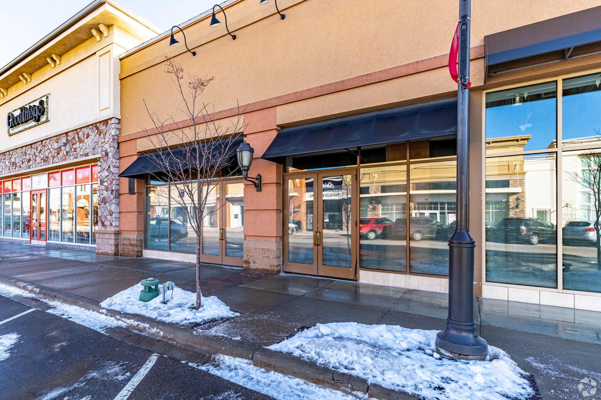 12415-12493 Elm Creek Blvd, Osseo, MN to rent Interior Photo- Image 1 of 8