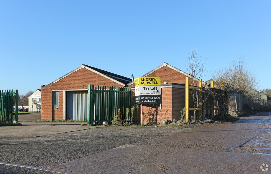 Barkby Rd, Leicester LE4 9LG Aristocrate Distributor Ltd