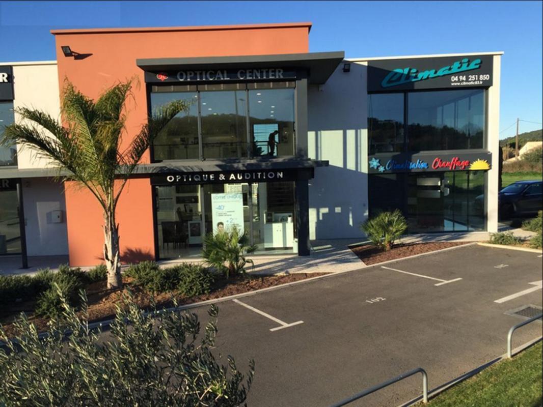 Retail in Ollioules to rent Building Photo- Image 1 of 2